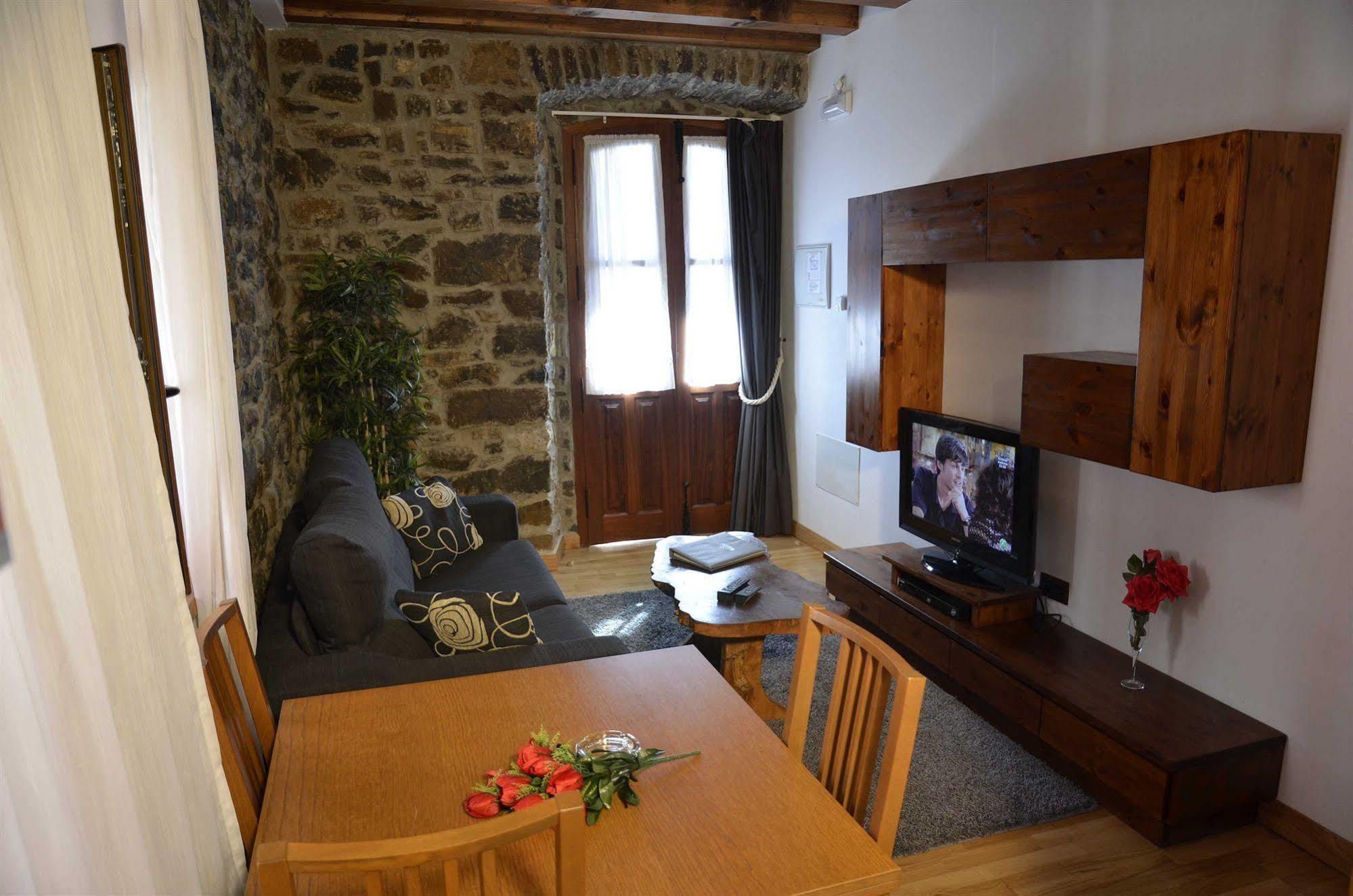 Apartamentos Spa Cantabria Infinita Cillorigo de Liébana Exterior foto
