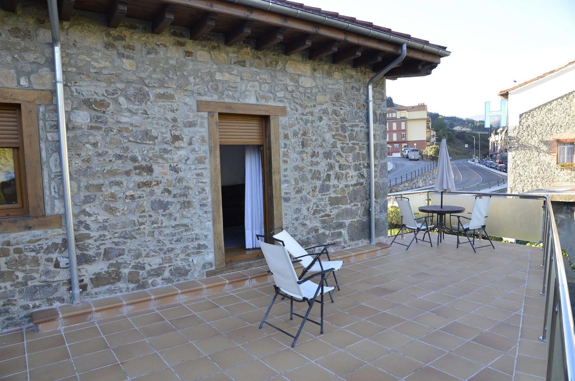Apartamentos Spa Cantabria Infinita Cillorigo de Liébana Exterior foto