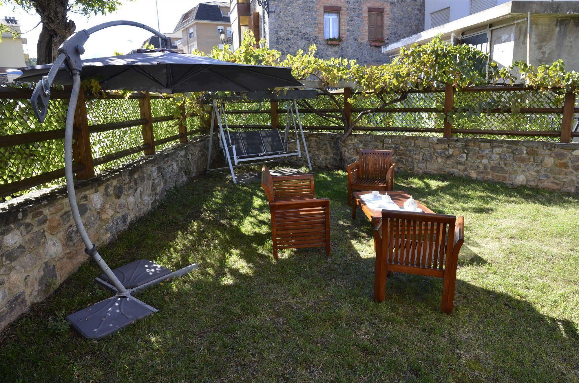 Apartamentos Spa Cantabria Infinita Cillorigo de Liébana Exterior foto